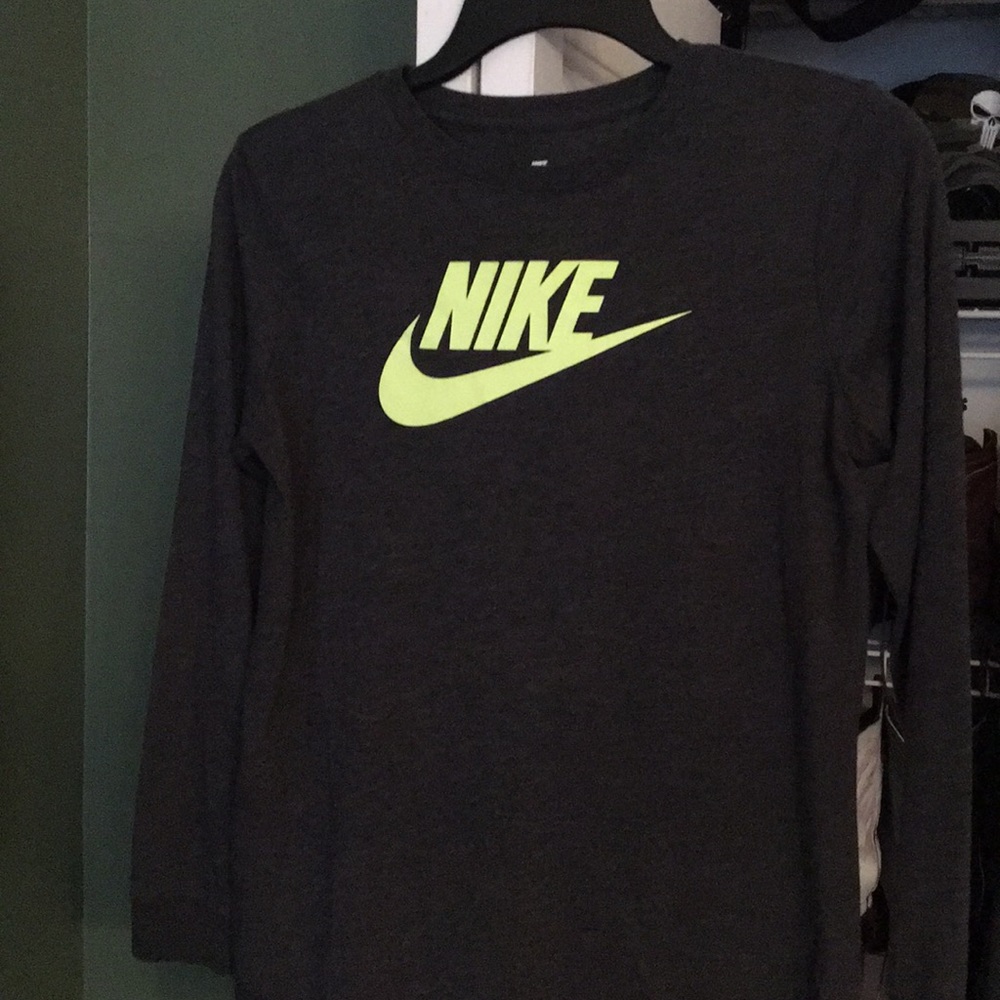 Boys Nike Long sleeve Tee